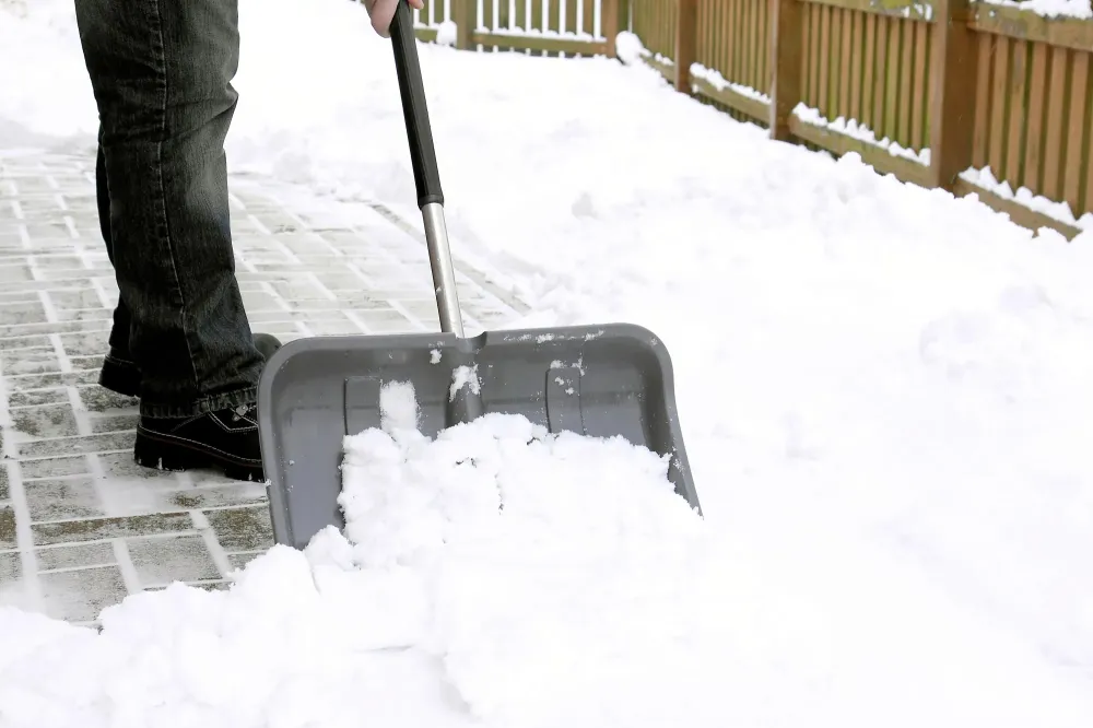 déneigement  allee